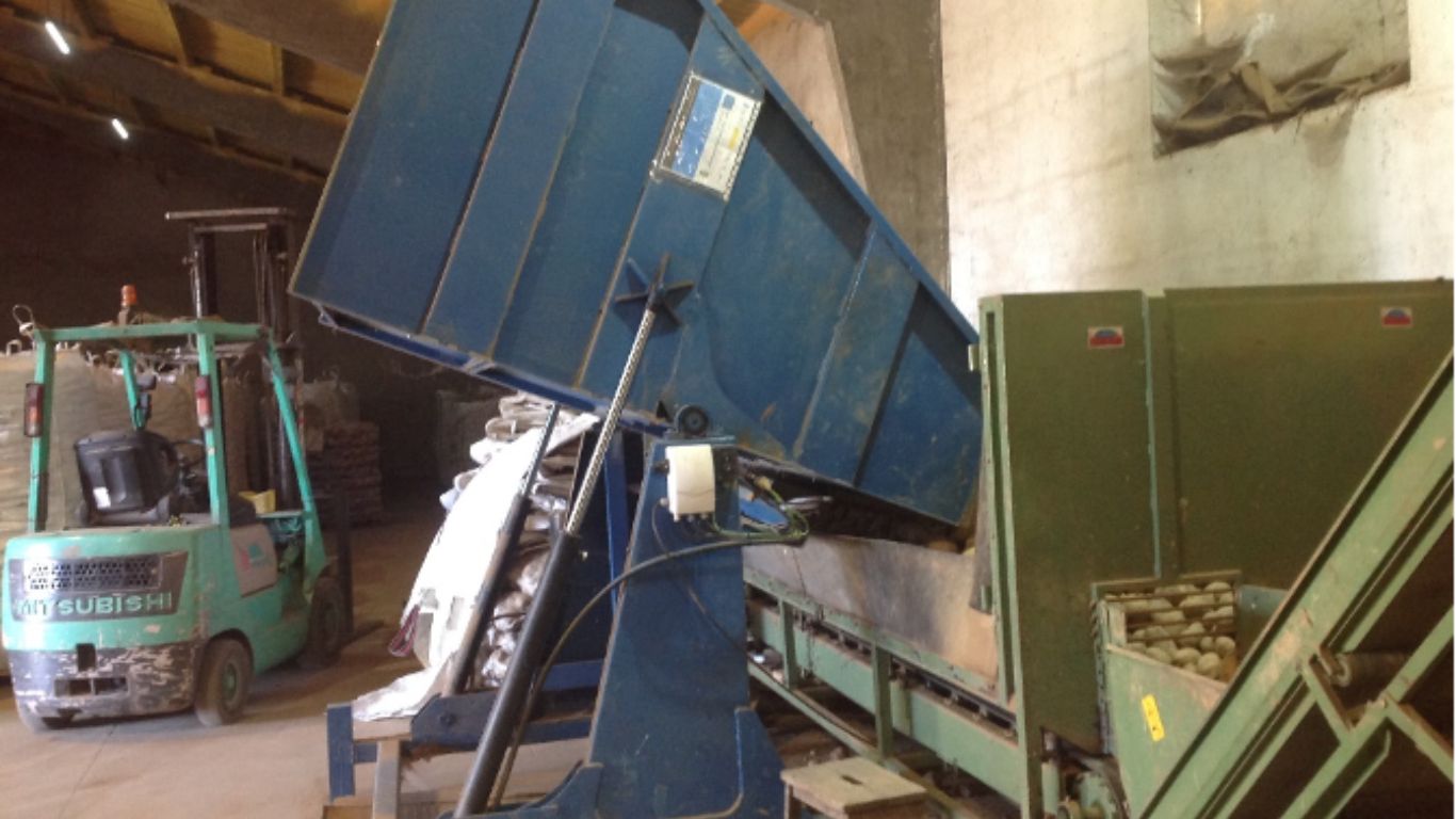 Maquinaria para o manipulado de patacas