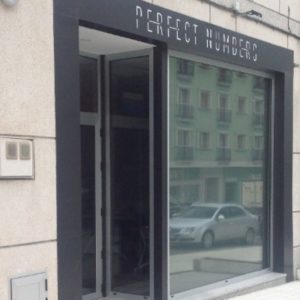 Adecuación local venta público