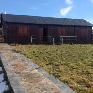 Mellora das infraestructuras do local social de Bretoña